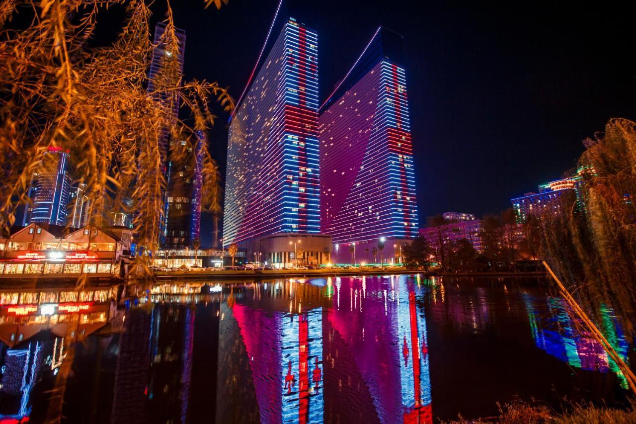 Orbi City Luxury Suite Batum Dış mekan fotoğraf